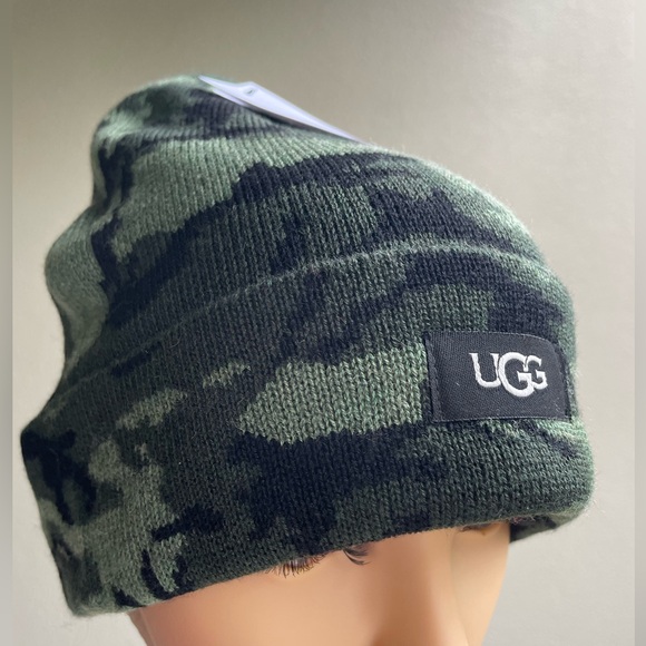 UGG Camo Knit Beanie in Green and Black - Picture 5 of 13